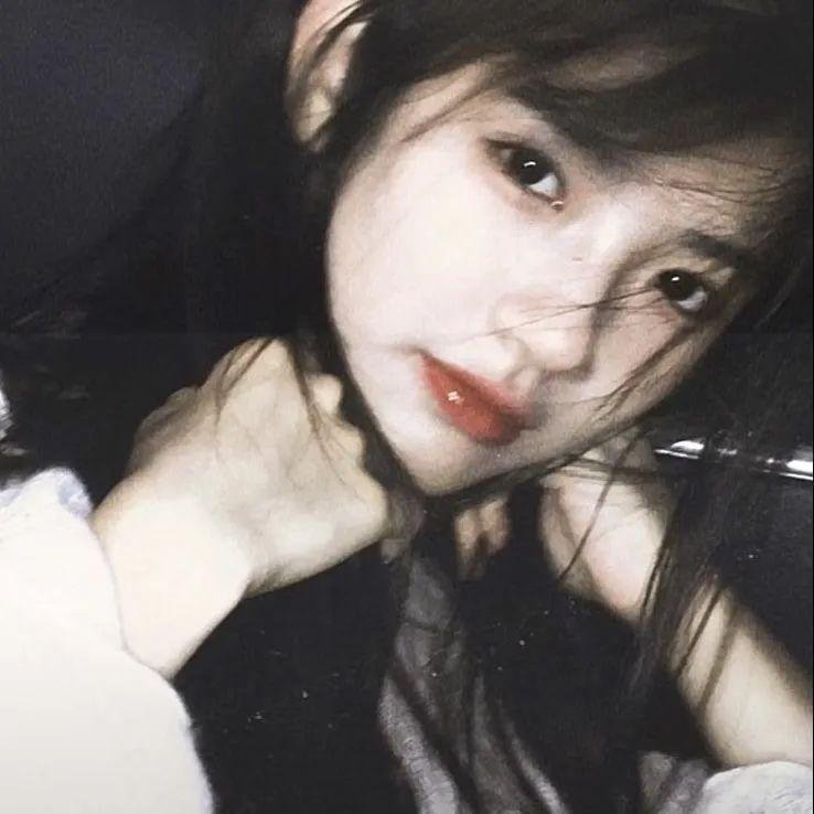 四月的女儿